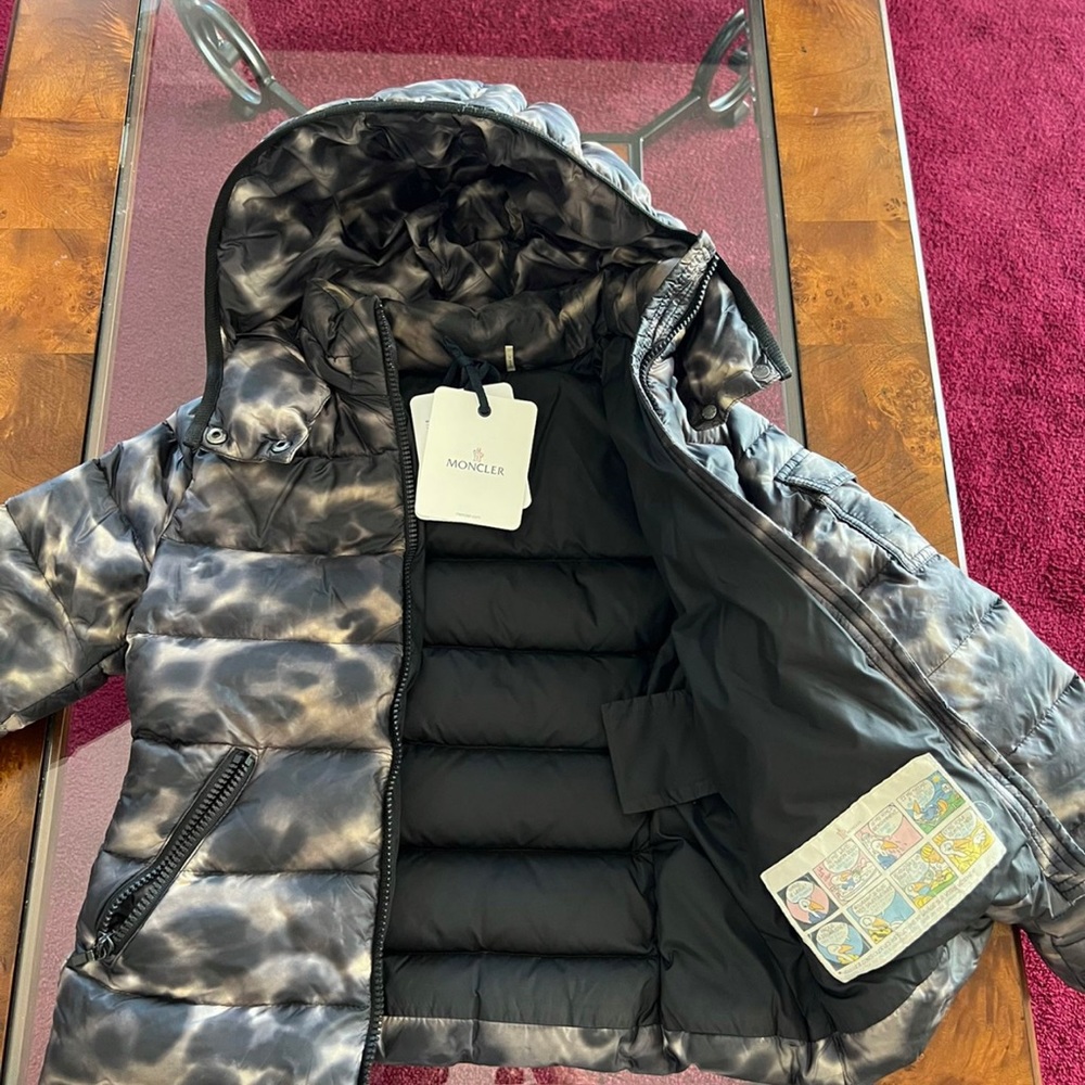 Girls Jacket Moncler, Authentic, Size 8/130 Cm